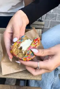 Tour gastronómico por la mañana/mediodía en el mercado Carmel
