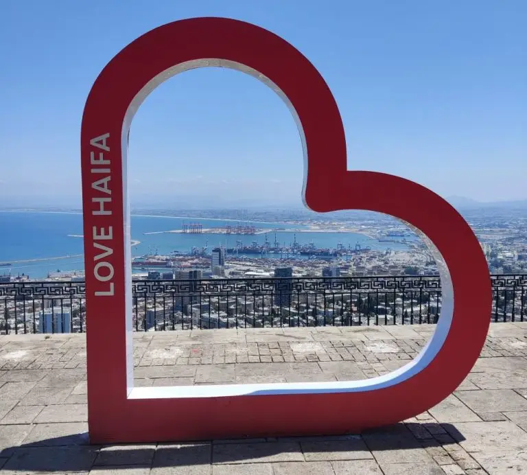 סיור במרכז הכרמל - שכונת בתי הקיץ של הגרמנים הטמפלרים