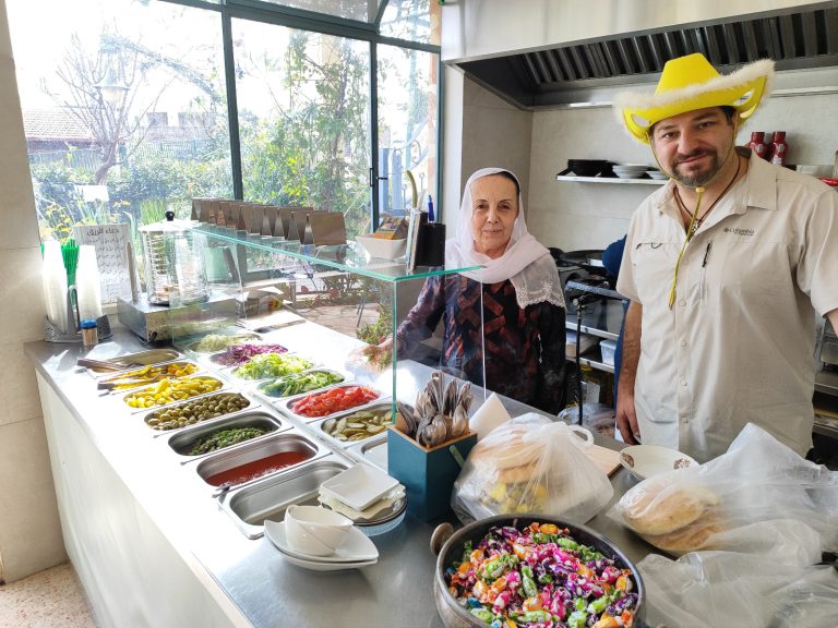 Recorrido culinario por Dalit al-Carmel, con un guía judío local.