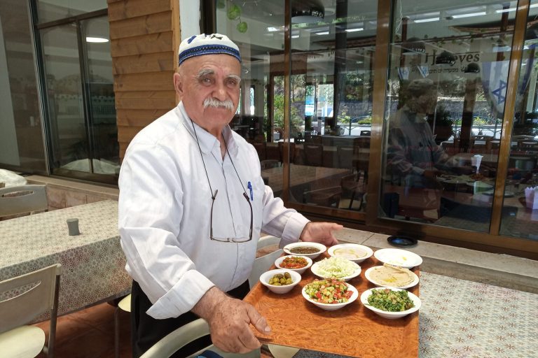 סיור קולינרי בעוספיא - עם אירוח דרוזי כשר