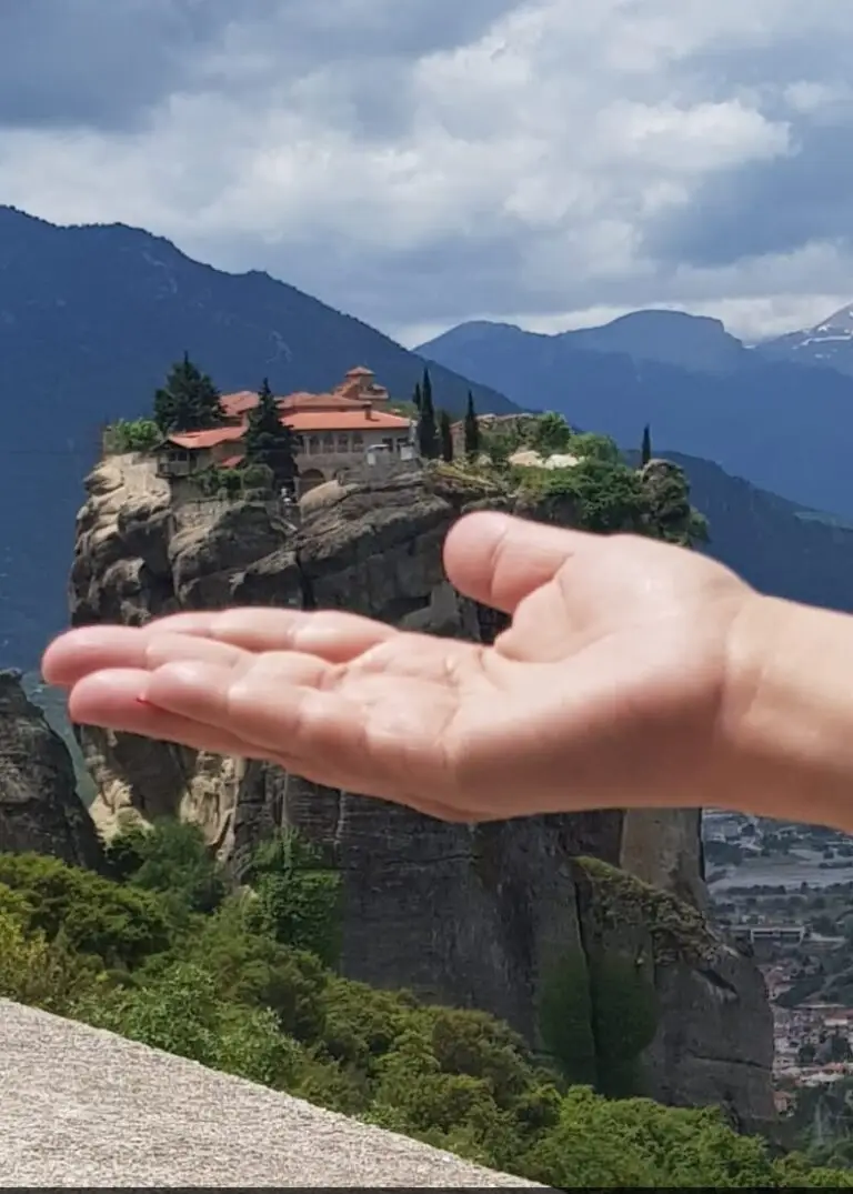 Private tour to Meteora – the hanging monasteries | UNESCO World Heritage Site