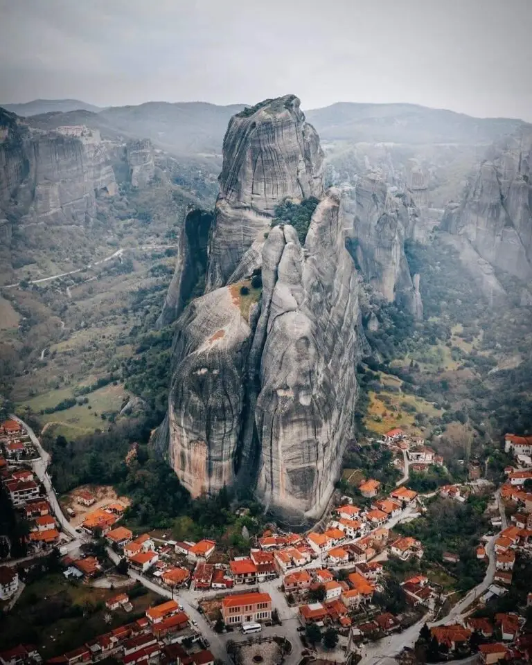 Private tour to Meteora – the hanging monasteries | UNESCO World Heritage Site