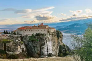 Private tour to Meteora – the hanging monasteries | UNESCO World Heritage Site