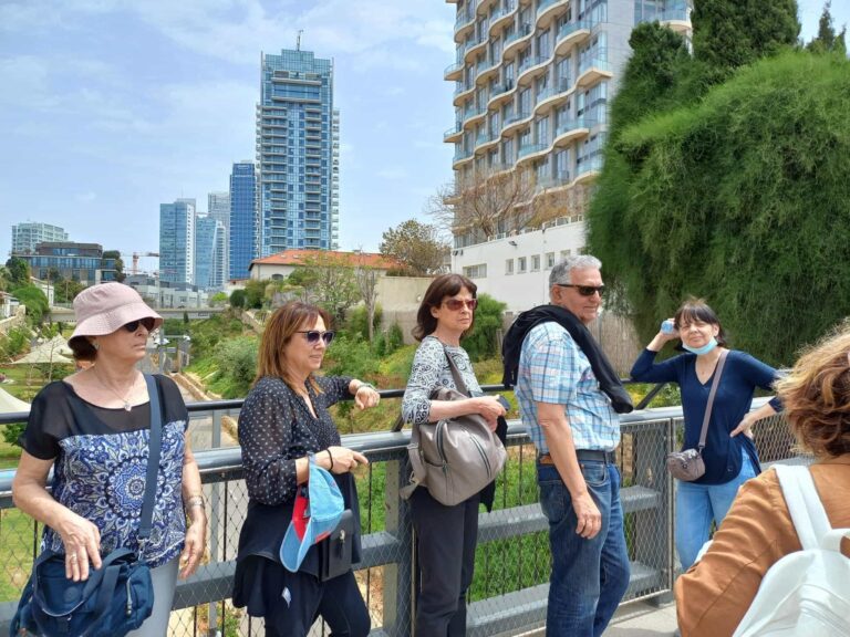 Recorrido por Neve Tzedek: el amor a la vuelta de la esquina