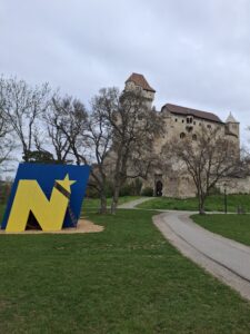 טיול יום לאלפים הוינאים - נופים הרריים ותצפיות פנורמיות