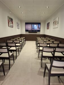 טיול יום לאלפים הוינאים - נופים הרריים ותצפיות פנורמיות