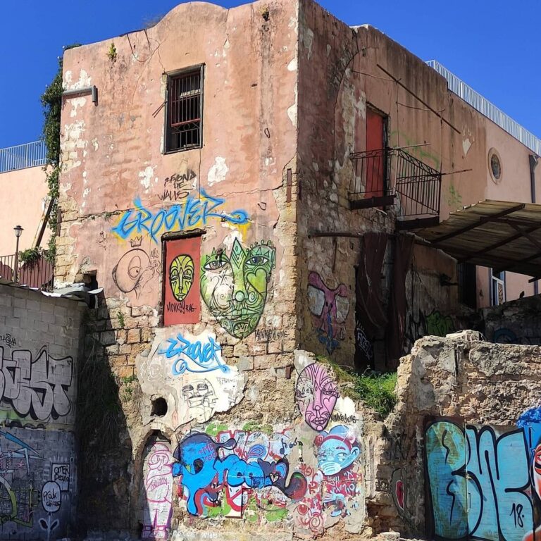 Florentin Graffiti and Street Art Tour | With an Active Street Artist