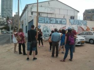 Graffiti tour in Tel Aviv | Who paints on the walls and why
