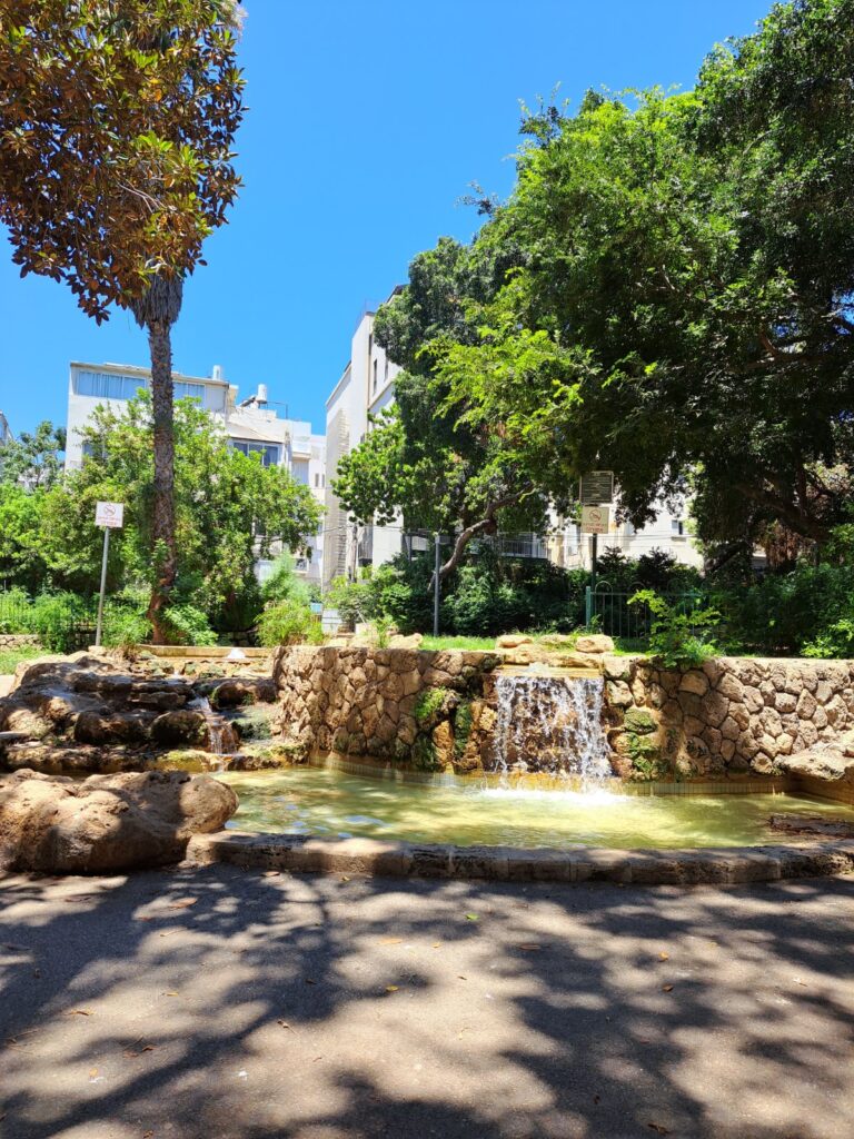 North Tel Aviv pocket gardens tour – a garden with a waterfall